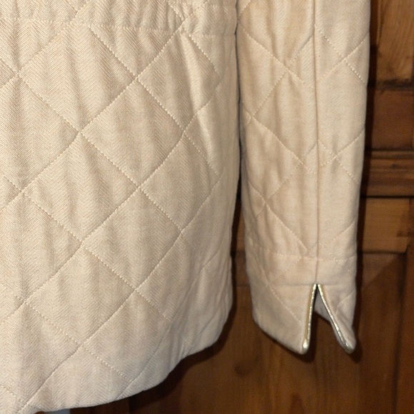 LEggiADRO Gold Luxe Quilted & Leather trim Jacket Sz. 10 (MD) - Picture 8 of 17